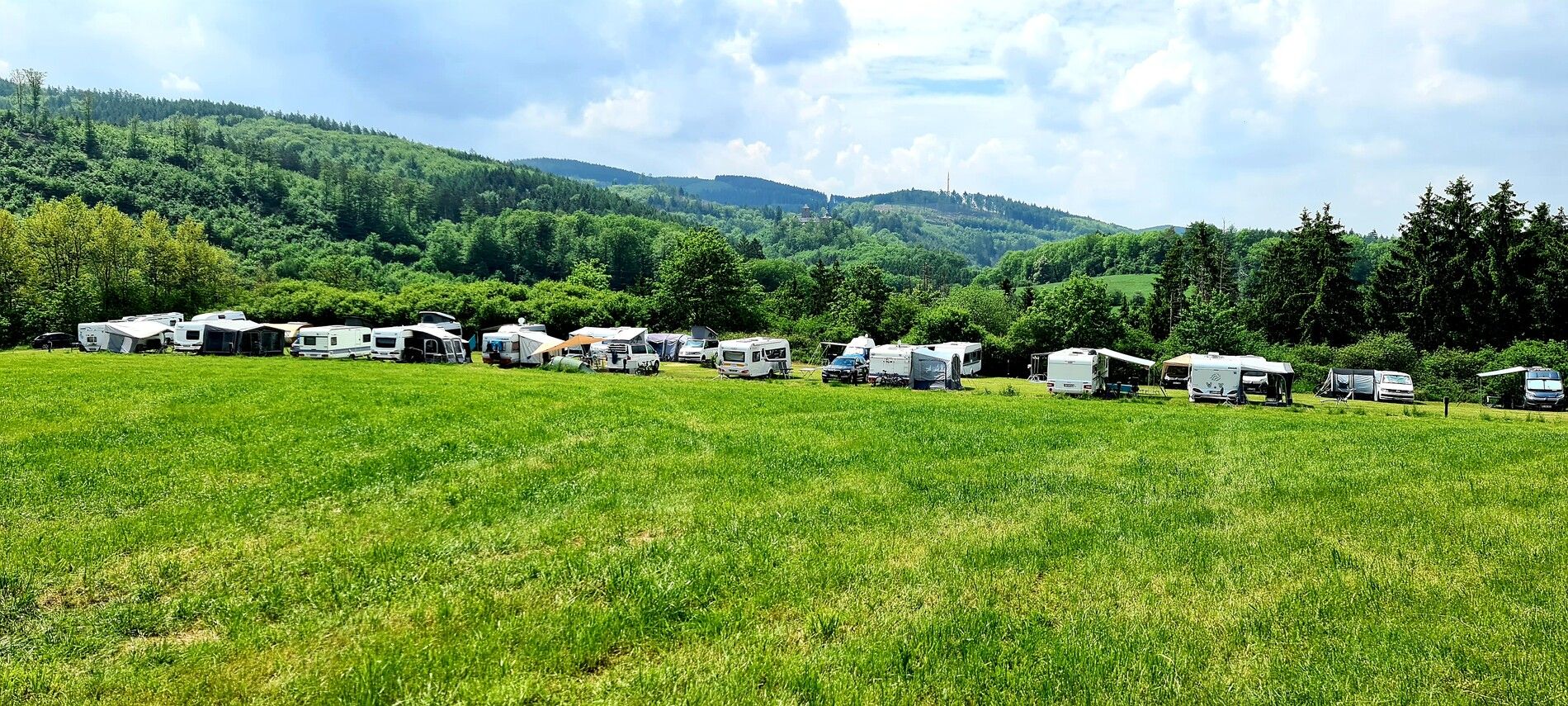 Panoramawiese Campingplatz Hof Biggen